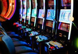 Tampilan kasino live interaktif di platform xgo88, memberi pengalaman bermain nyata